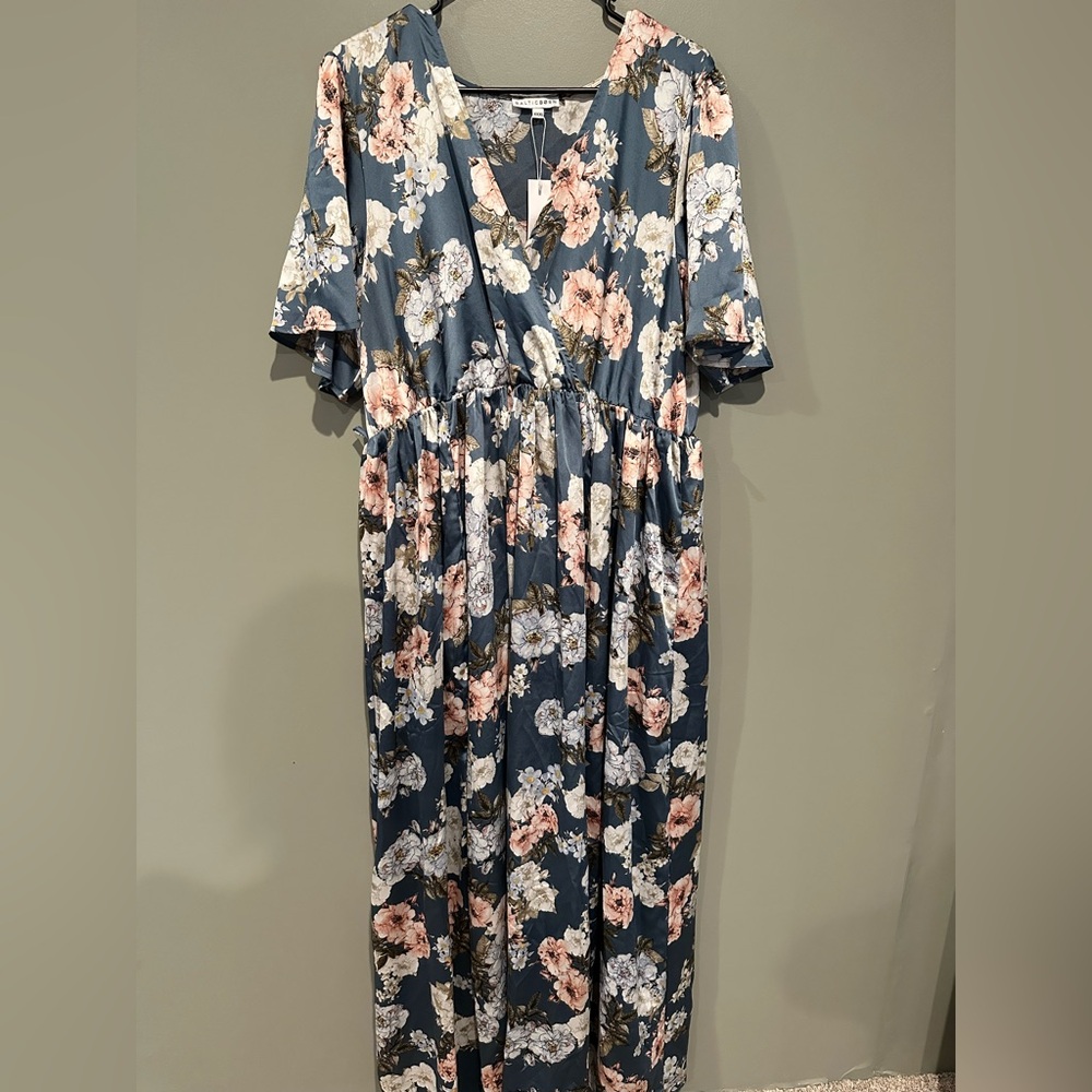 Women’s dress